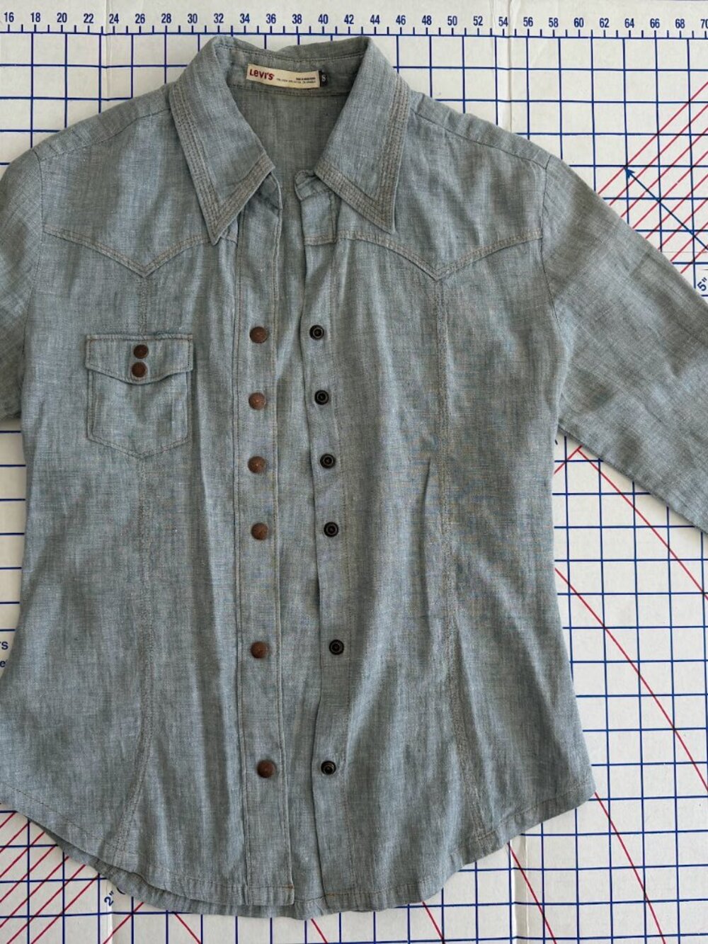 Levi's Snap-button 3/4 Sleeve Denim/Linen Shirt - Picture 7 of 7